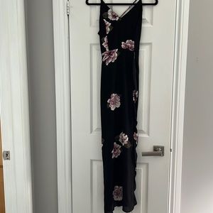DYNAMITE MAXI DRESS